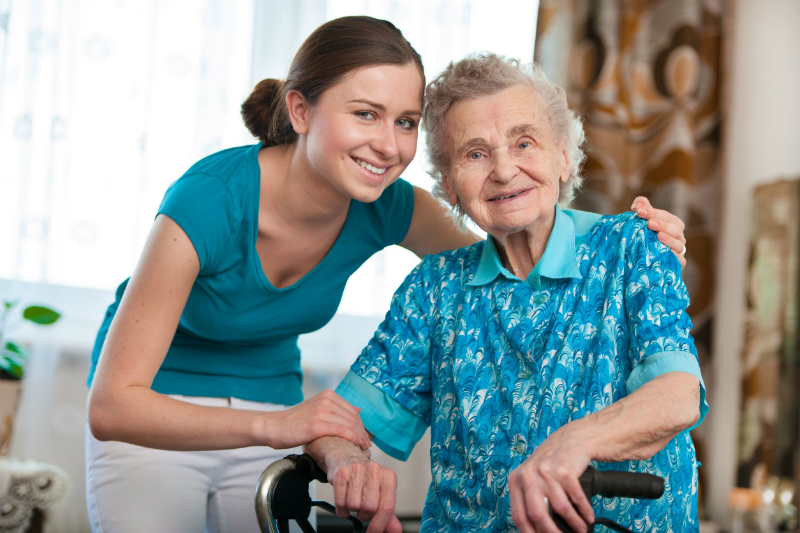 3 Reasons to Move Into an Assisted Living Community