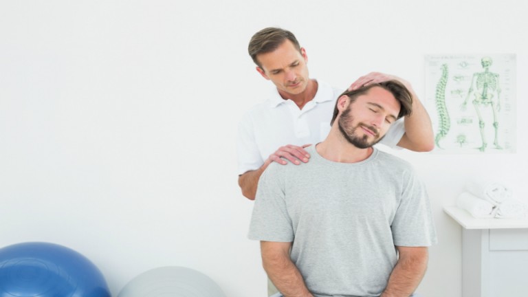How a Chiropractor in the Loop will Treat Different Types of Pains